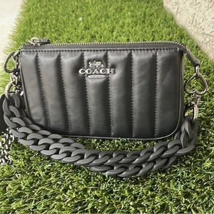 Novelty Strap Bag Strap Matte Black Resin Double Link Chain Heart Shape